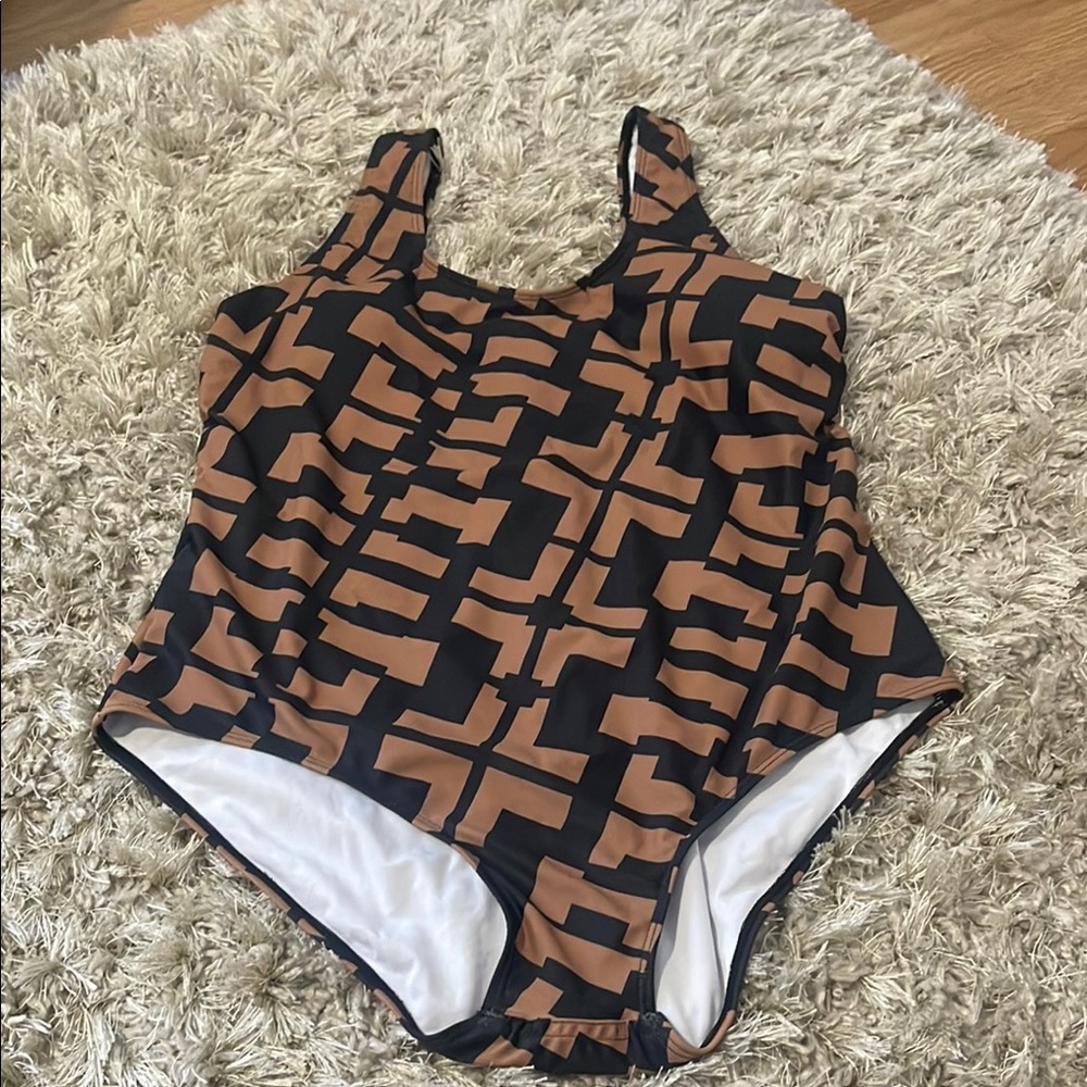 Bronze Geometric Pattern One Piece